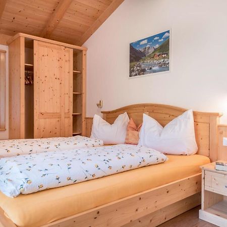 Huberhof App Gala Appartement Feldthurns Buitenkant foto