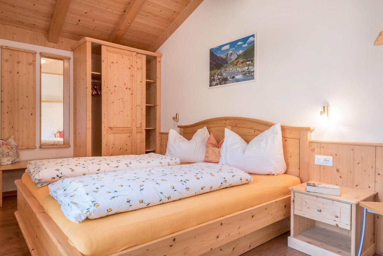 Huberhof App Gala Appartement Feldthurns Buitenkant foto
